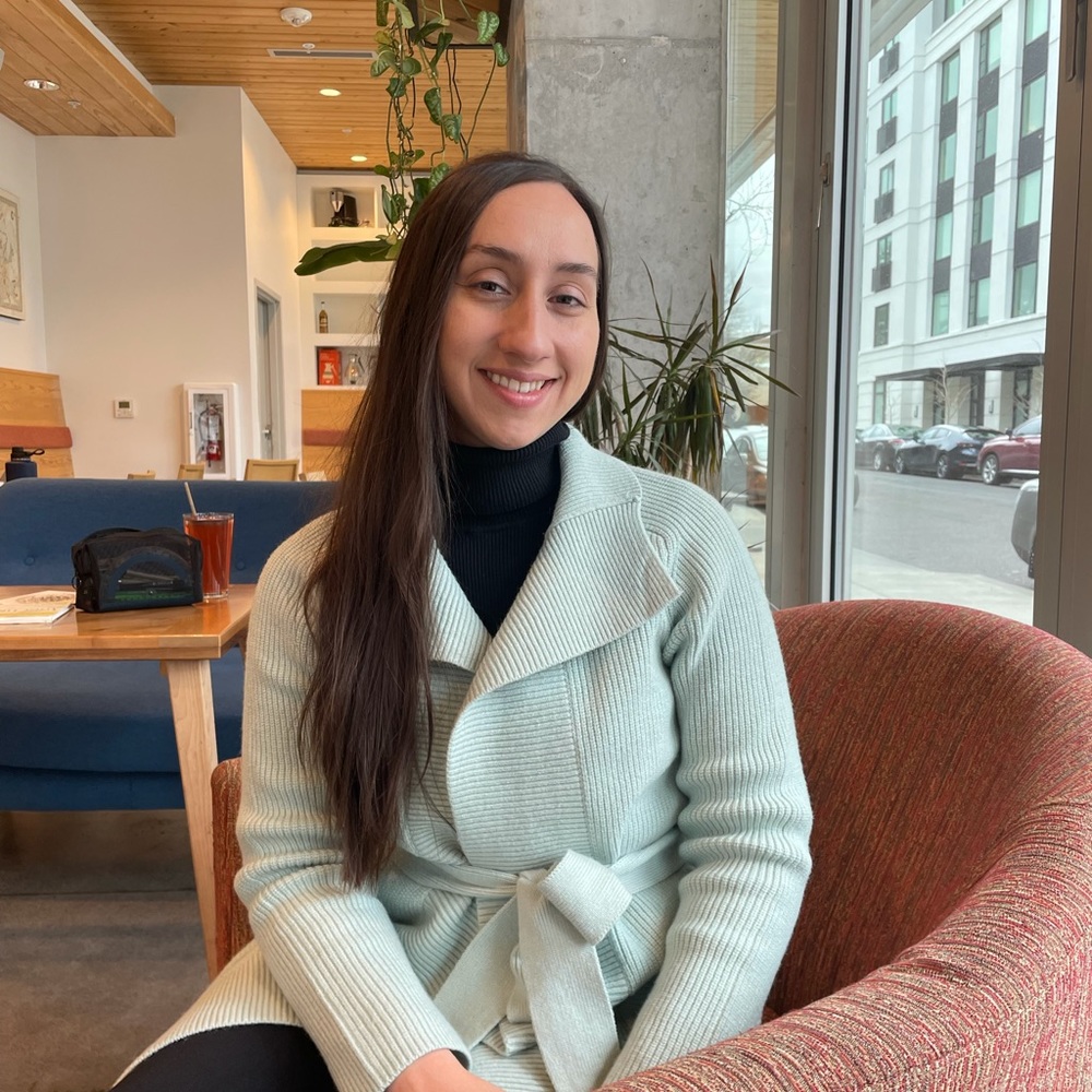 Meet your Posher, Sara